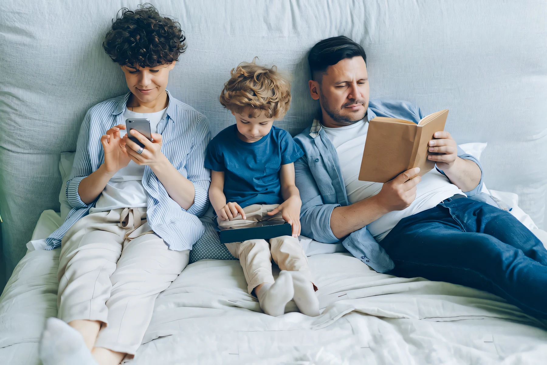 South Africa’s Fixed Wireless Boom Hides a Costly Evening Slowdown